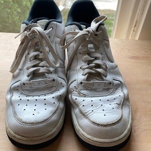 Nike Air Force 1 navy and white